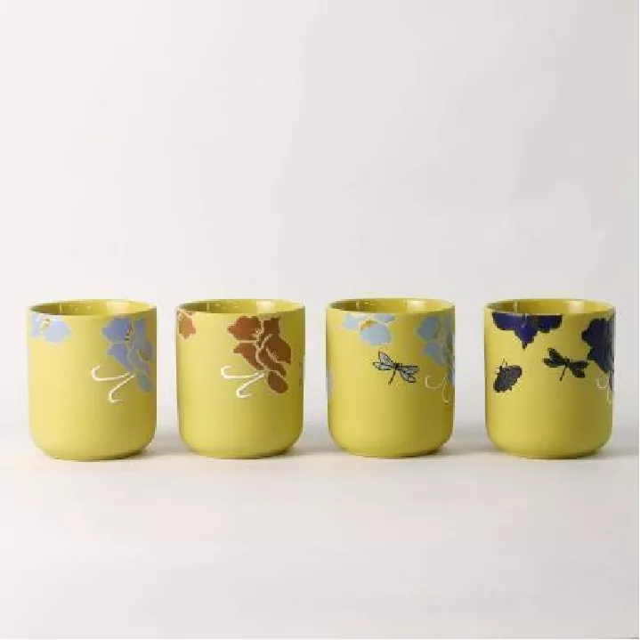 Ručne maľovaný umelecký svietnik s kvetinovým šepotom