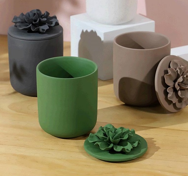 Relief Petal Ceramic Candle Jar