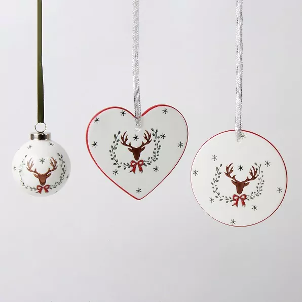 Jedinečná ručne vyrábaná dekorácia na vianočný stromček z keramiky